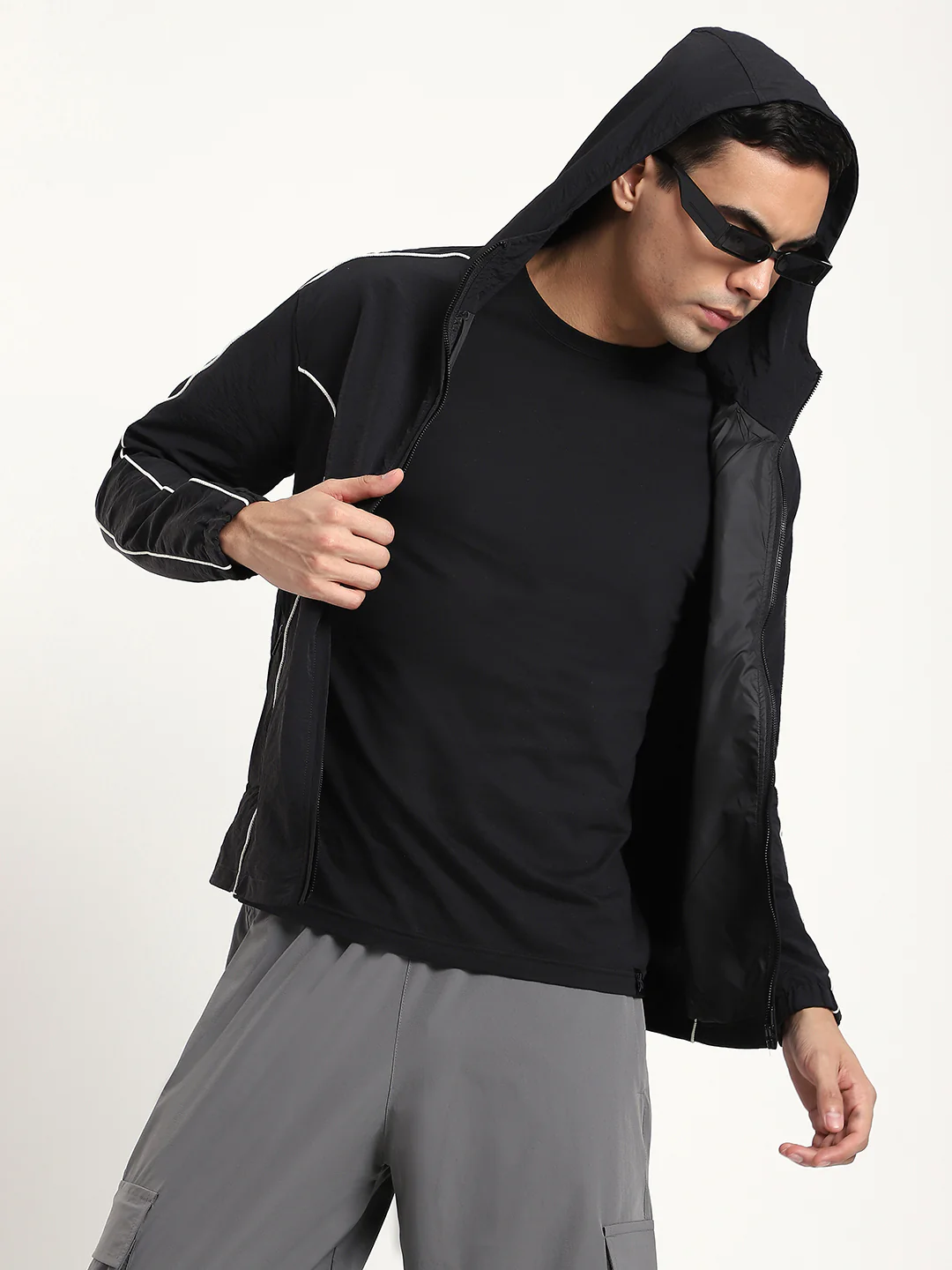 Black AeroFlex Windbreaker Jacket - Image 9